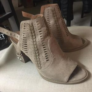 Report Women's Romana Peep Toe Booties (Taupe)